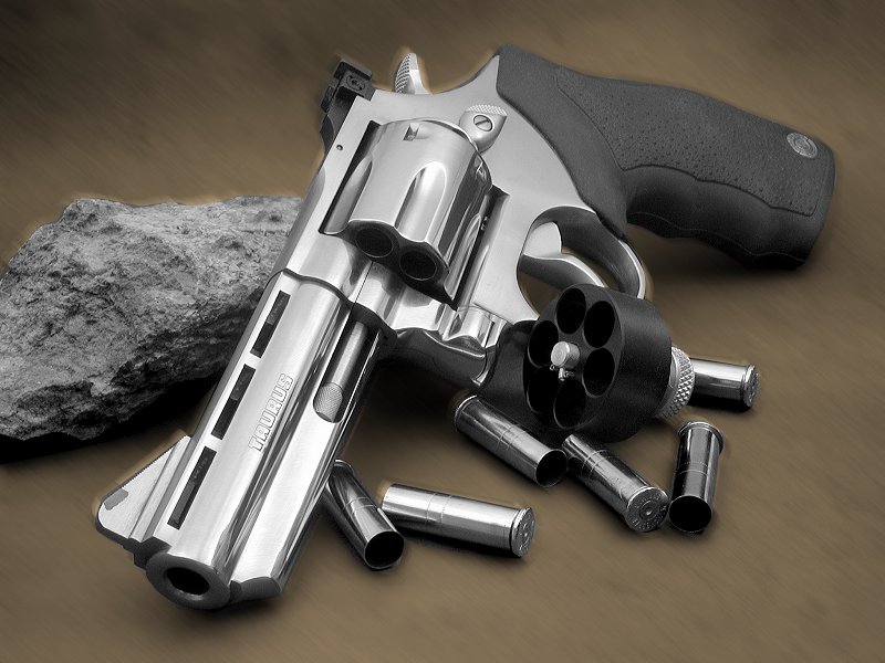taurus 44 magnum revolver. taurus 44 magnum revolver.