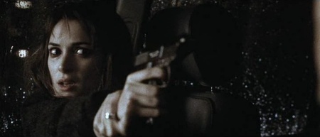 Winona Ryder as Maya Larkin hoolds Walther P5 pistol in Lost Souls (2000). - 450px-Winnona_Ryder-LostSouls
