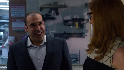 Rick Hoffman - Internet Movie Firearms Database - Guns in Movies, TV and Video Games