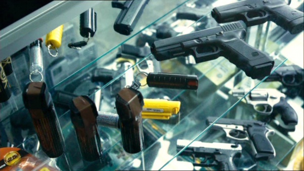 Glock 17 pistol-SJ.jpg