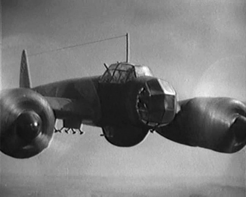 Nebo Moskvy-Bomber-4.jpg