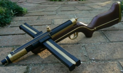 A replica of the Raphael submachine gun.