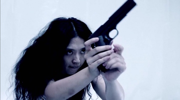 Gun Woman pistol 4 3.jpg