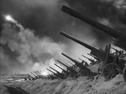 Stalingradskaya bitva-P2-Artillery-1.jpg