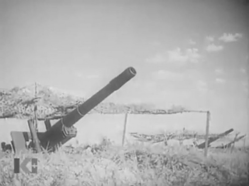 Nashi devushki-Artillery-1.jpg